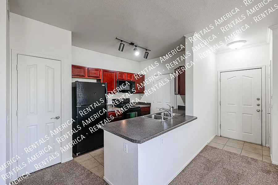 Beautiful 1 bed 1 bath — Photo 4
