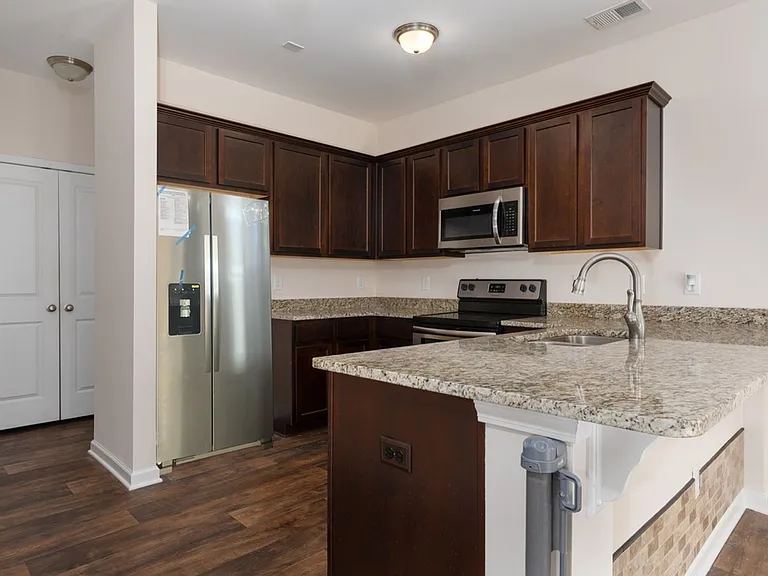 245 Megan Ln — Photo 11