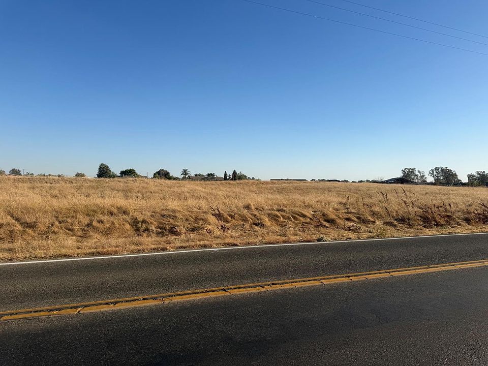 2nd image of 2 Avenue 21