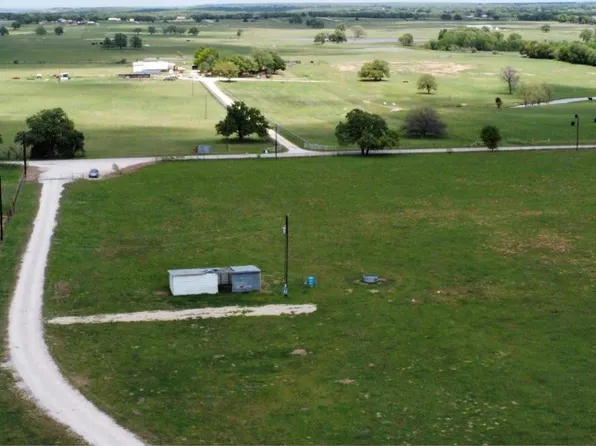 1599 Allison Rd, Bowie, TX 76230