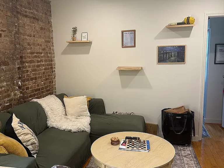 63 Clinton St #8 — Photo 2