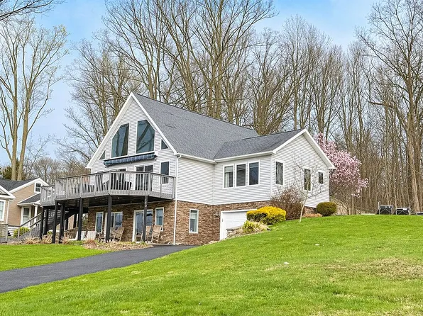 190 Lakeside Dr #A, Bemus Point, NY 14712