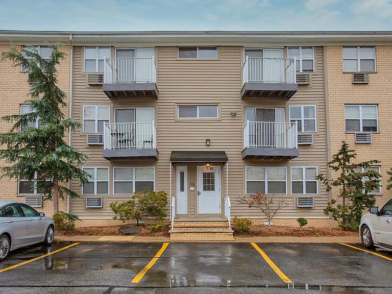 SDK Lodi Apartments — Photo 32