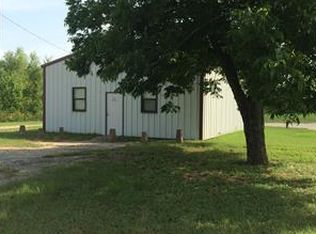 524 N Main St, Caldwell, TX 77836