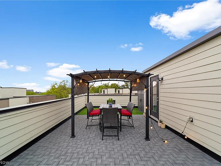 11202 N Park Pl — Photo 28