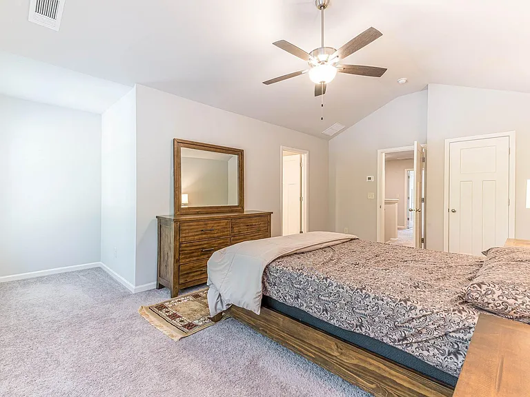 1380 Sugar Glen Ct — Photo 33