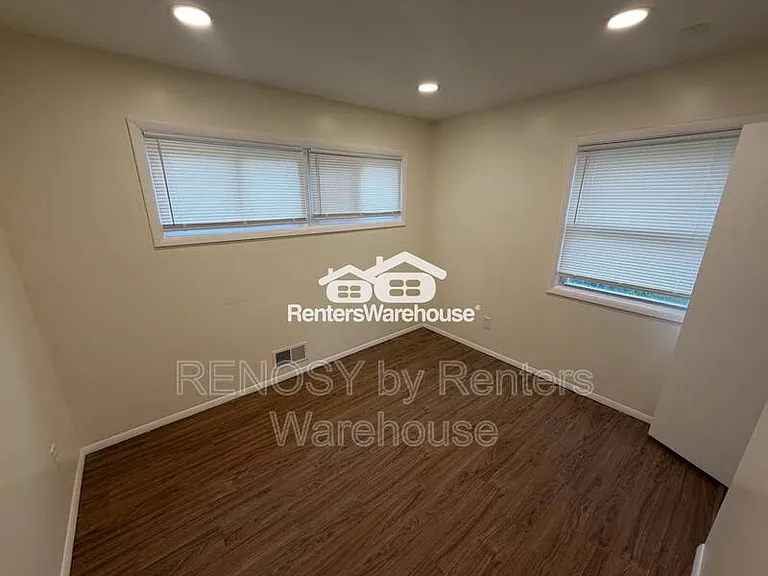 5705 Fieldview Ct — Photo 15
