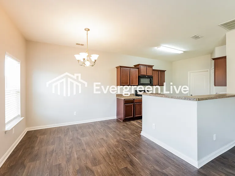 14225 Bridgeview Ln — Photo 5