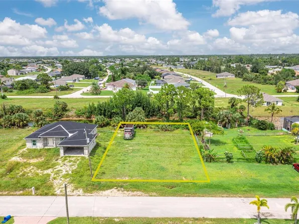 1623 NE 36th Ln Lot 30, Cape Coral, FL 33909