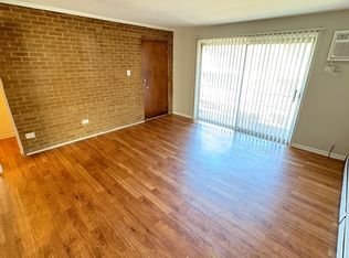 Island South E-H, Blue Island, IL 60406