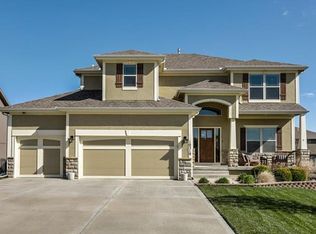 10218 NE 102nd Ter, Kansas City, MO 64157