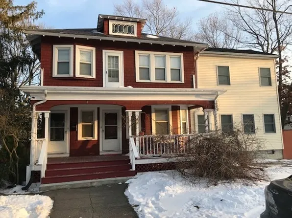 64 Weybosset St, Hyde Park, MA 02136