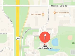 2414 Mendelssohn Ln N #2, Golden Valley, MN 55427