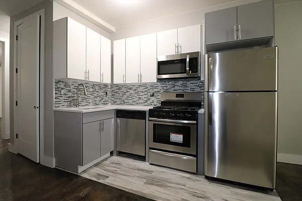 Rented by Bruma Realty LLC | media 28