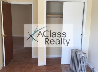 3010 37th St #2R, Astoria, NY 11103