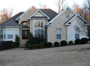 1576 Brookshire Dr, Benton, AR 72019