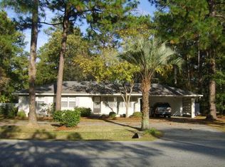 2207 Jerry Jones Dr, Valdosta, GA 31602