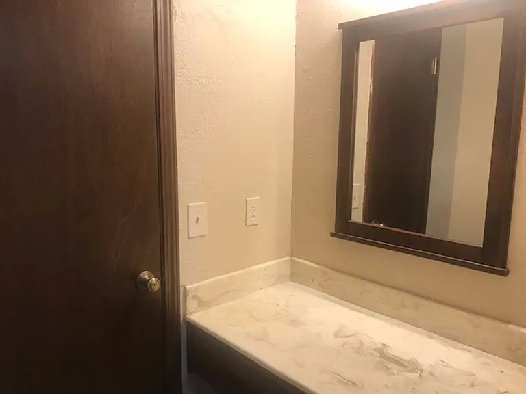 2705 John Dr — Photo 17