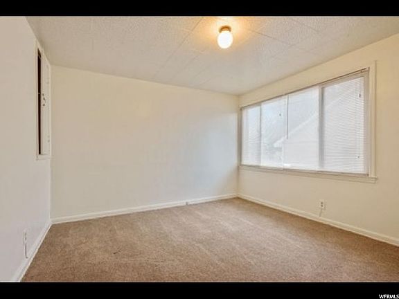 4th image of 230 E Louise Ave