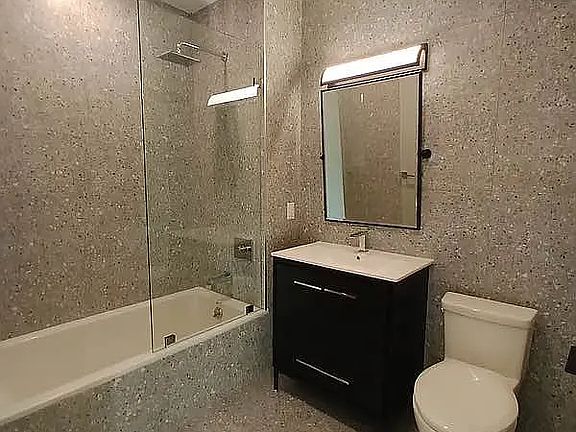 4th image of 146 Frost St APT 3