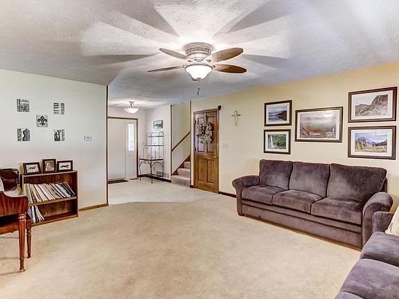 5th image of 2845 Southfield Dr