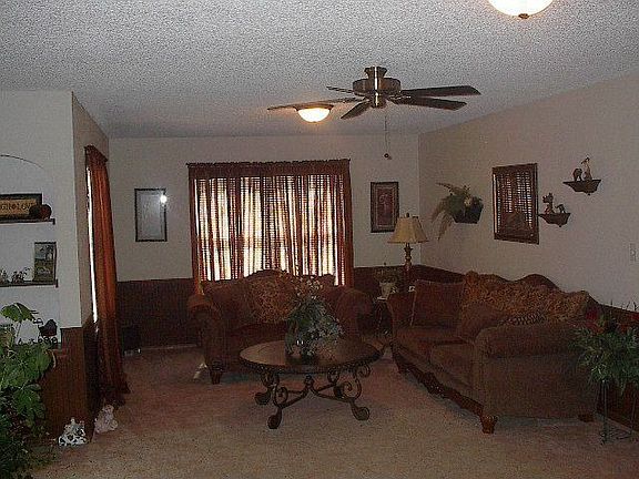 Spacious Living Room