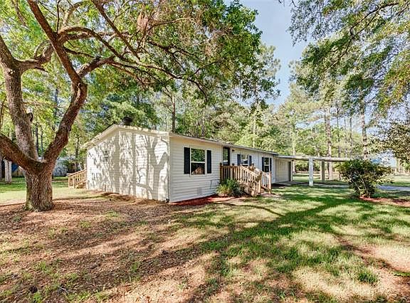 3rd image of 31476 Carolyn Ln