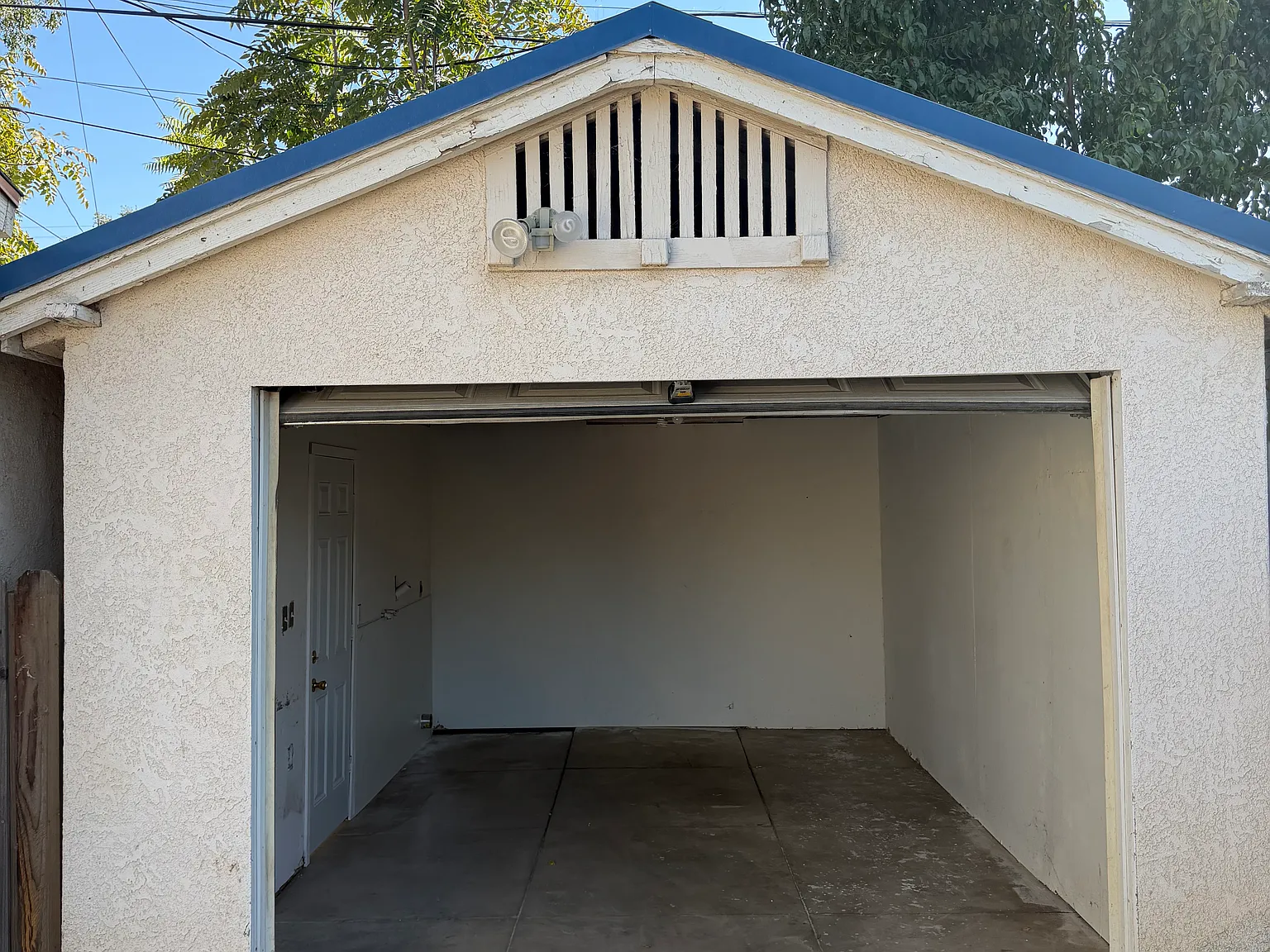 204 E Alhambra Ave — Photo 2