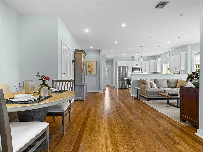 1 Blackstone St #3 — Photo 7