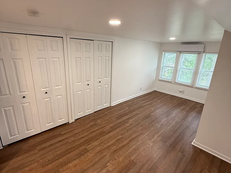 19185 E Forteen Mile Rd #2 — Photo 6