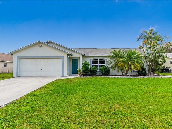 3rd image of 535 SE Anchor Ln