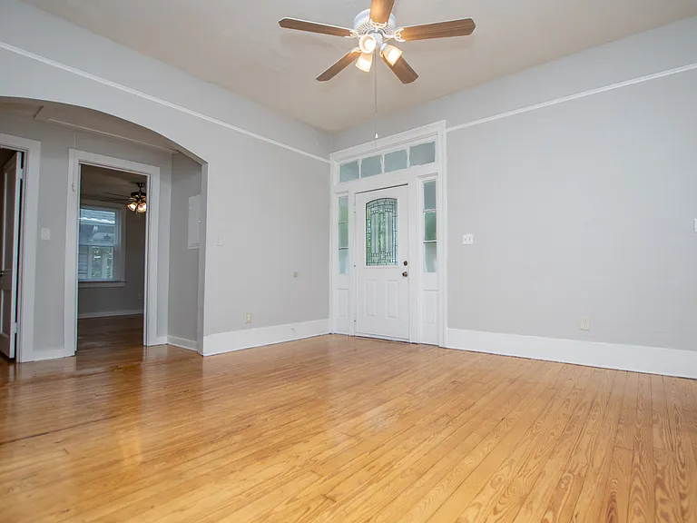 1818 Taylor Ave — Photo 15