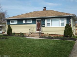 7593 Sleepy Hollow Dr, Parma, OH 44130
