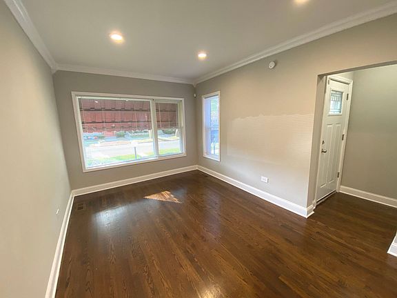 2nd image of 9313 S Eberhart Ave