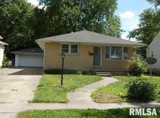 2228 E Grandview Ave, Springfield, IL 62702