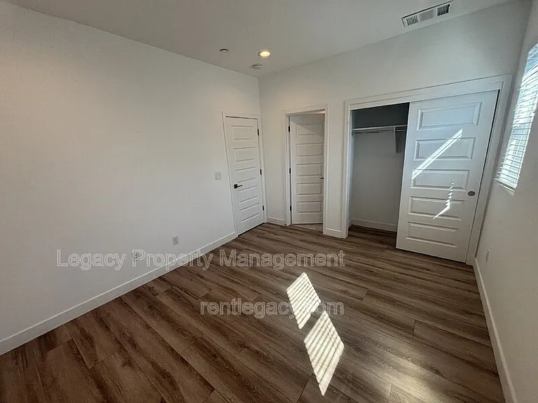 3568 Troy Dalton St — Photo 15