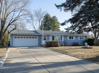 10109 Goodrich Rd, Bloomington, MN 55437