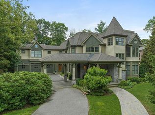 10 Washington St, Newton, MA 02458