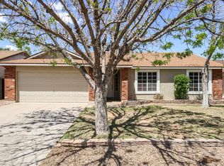 1042 S Canal Dr, Gilbert, AZ 85296