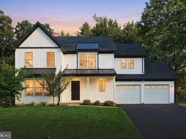 2541 Edgewood Ln, York, PA 17403