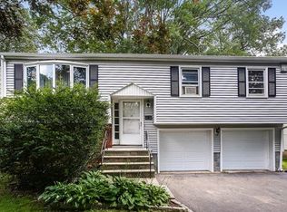 14 Beau St, Norwalk, CT 06850