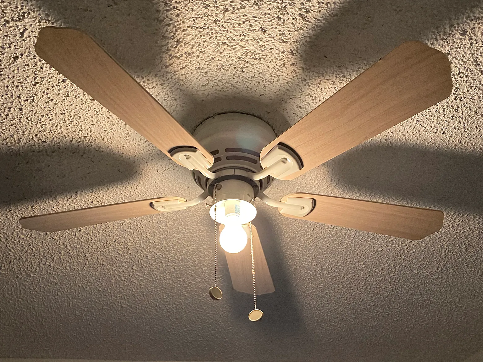 4 bed, 1149 sqft, $1,800 — Photo 2