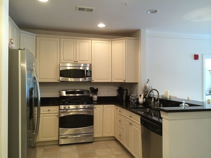 2nd image of 451 Victoria Dr