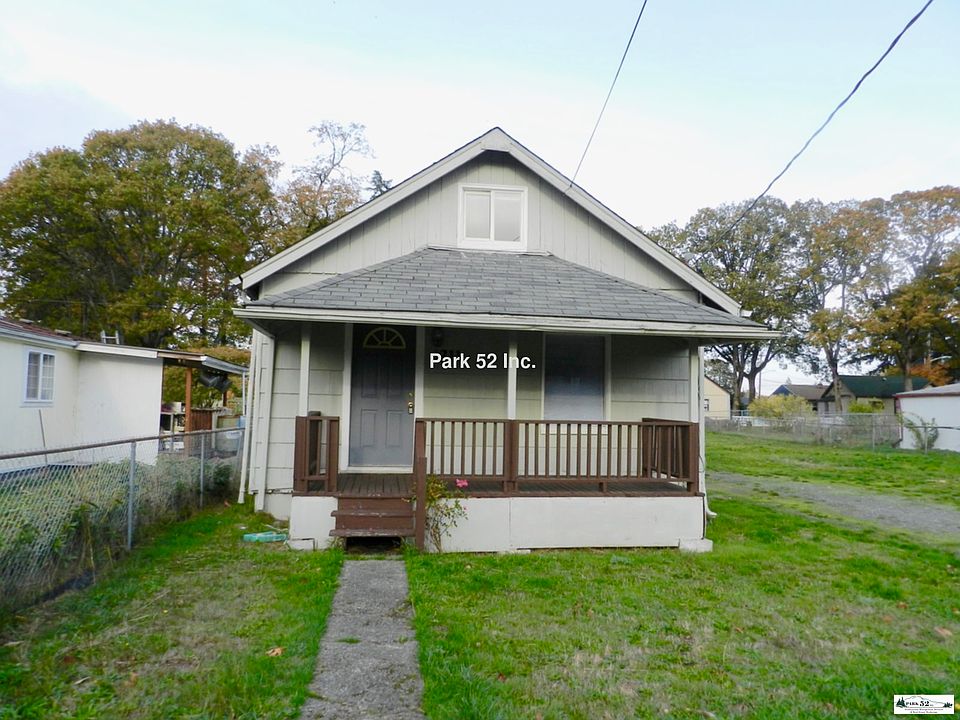 1st image of 8211 Lake St SW