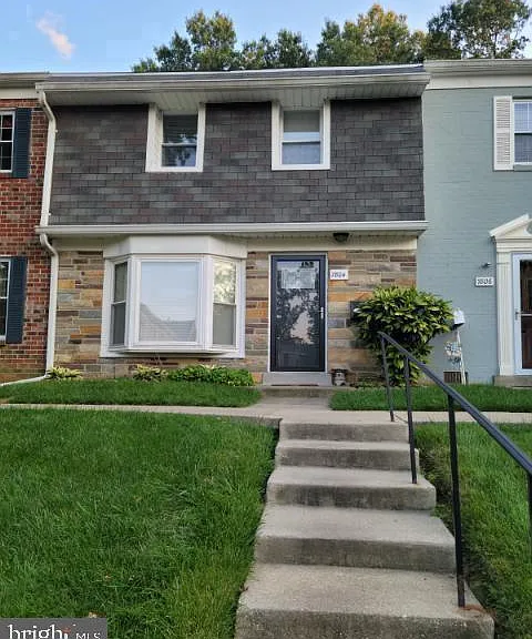 7804 Lakecrest Dr #7804 — Photo 1
