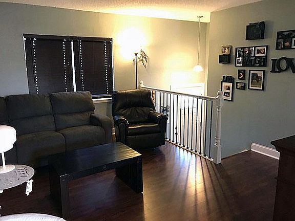 5th image of 1209 Golfview Dr