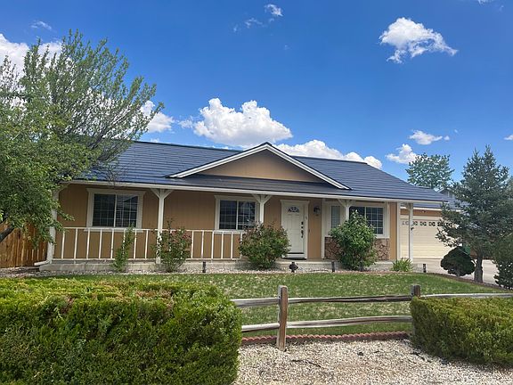 4th image of 390 Nicole Dr