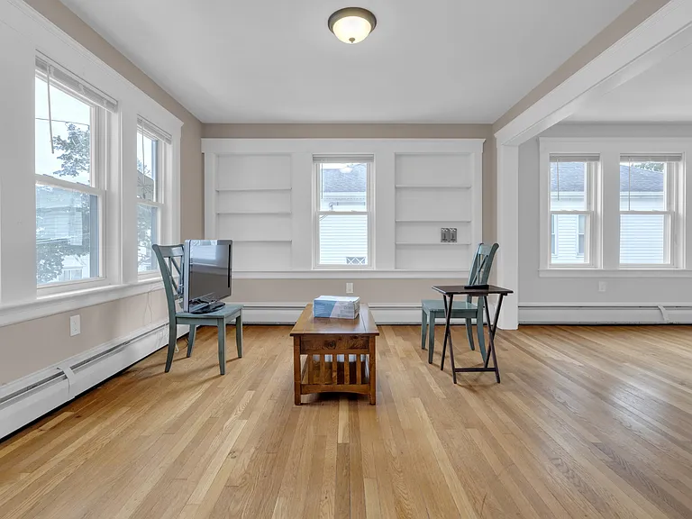 6 Stirling St #2 — Photo 8