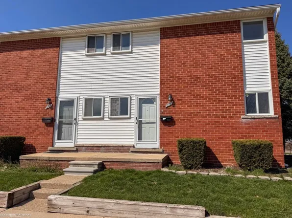 8764 Kaltz, Center Line, MI 48015