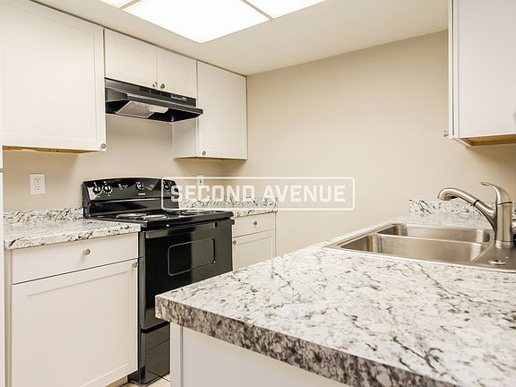 2nd image of 1163 Bayshore Dr N
